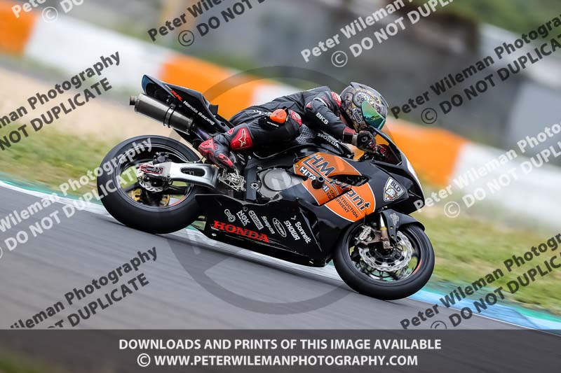 estoril;event digital images;motorbikes;no limits;peter wileman photography;portugal;trackday;trackday digital images